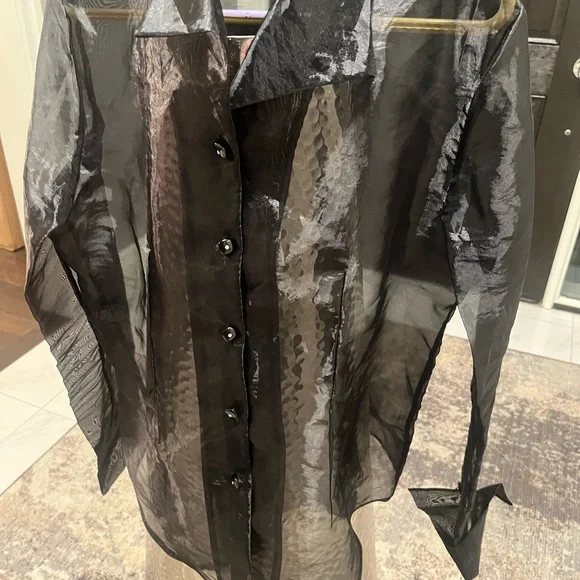 Nygard collection sheer black size 14 evening blouse with cuffs Beautiful sheer - Picture 8 of 16